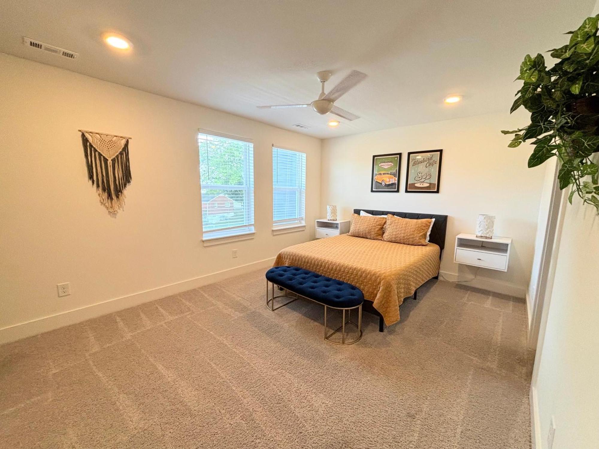 Closetobroadwayairportoprymillsgameroom16 Nashville Eksteriør billede